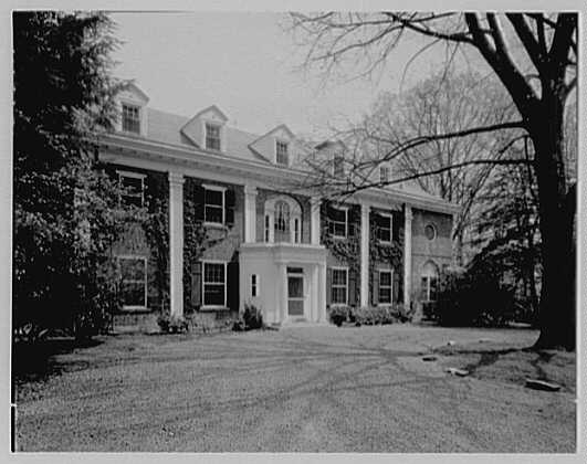 Merrywood mansion front entrance photographed 1961