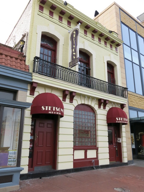 Present-day photograph of the Stetson's storefront at 1610 U Street NW, taken in 2015 shortly before its closing.