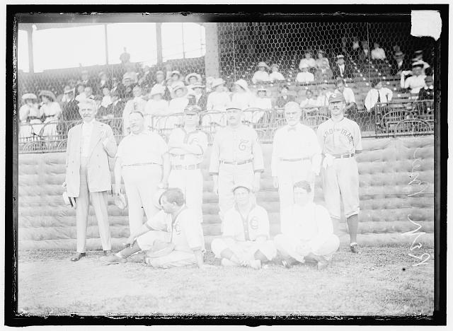 Republican Congressional baseball team with Delegate Kalanianaole seated in the front row