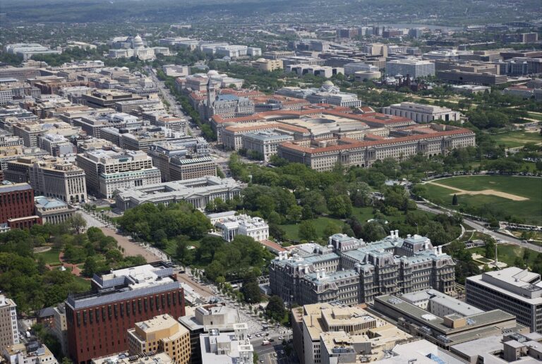 Aerial view of Pennsylvania Avenue and the surrounding Washington street grid