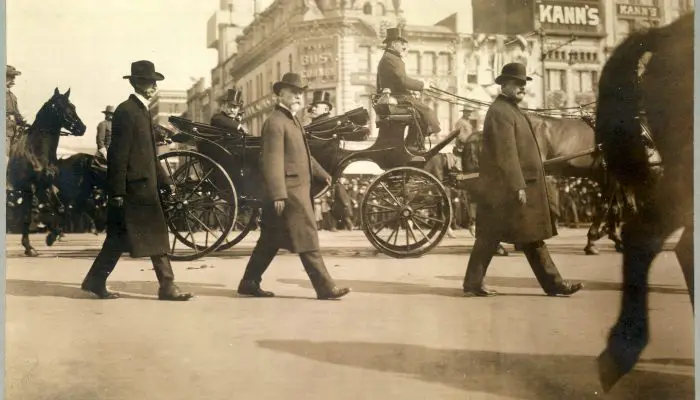President Roosevelt in carriage en route to Capitol