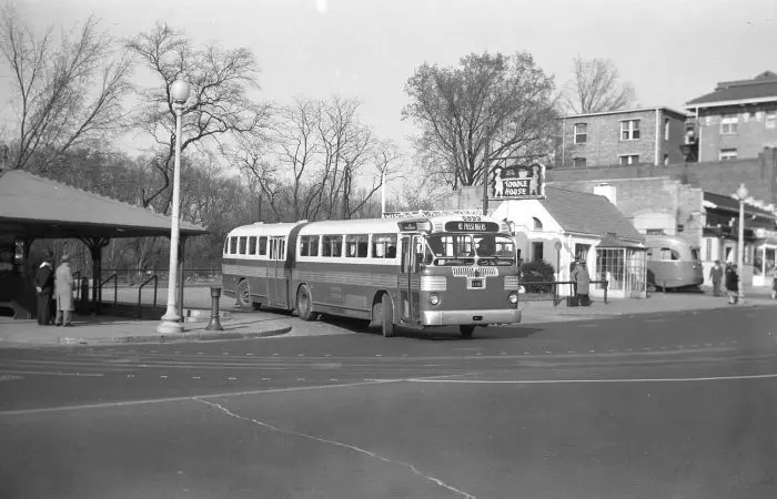 Capital Transit demonstration run of a Twin Coach articulated bus (a model they did not end up using), April 3, 1948. This turnaround is still used by buses today [photo by Robert S. Crockett].