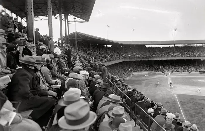 1920 WORLD SERIES PHOTOGRAPH